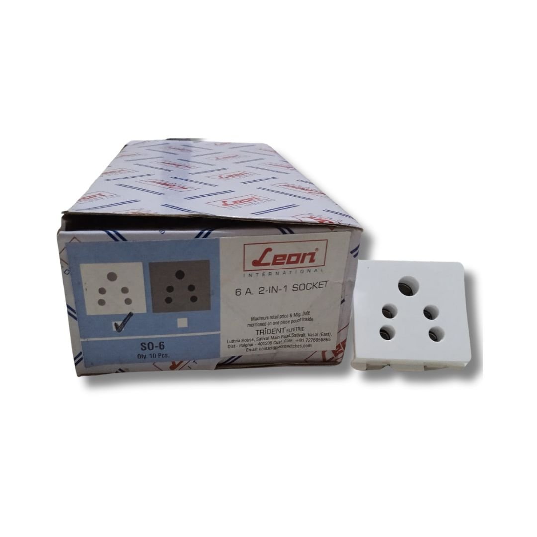 Leon_Brand_S0-6_6A_2_In_1_Socket_frontside_closed_Box