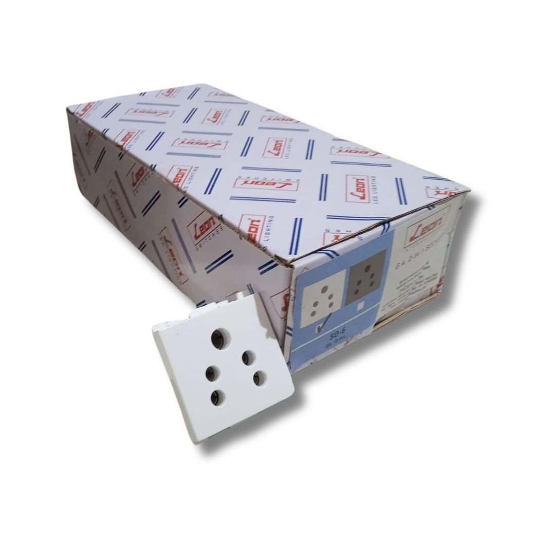 Leon_Brand_S0-6_6A_2_In_1_Socket_near_Closed_Box