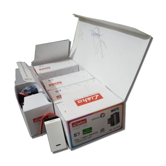 Lisha_MakeSpecial_7_20A_1_Way_Switch_White_With_Indicator_with_Box_Right_View