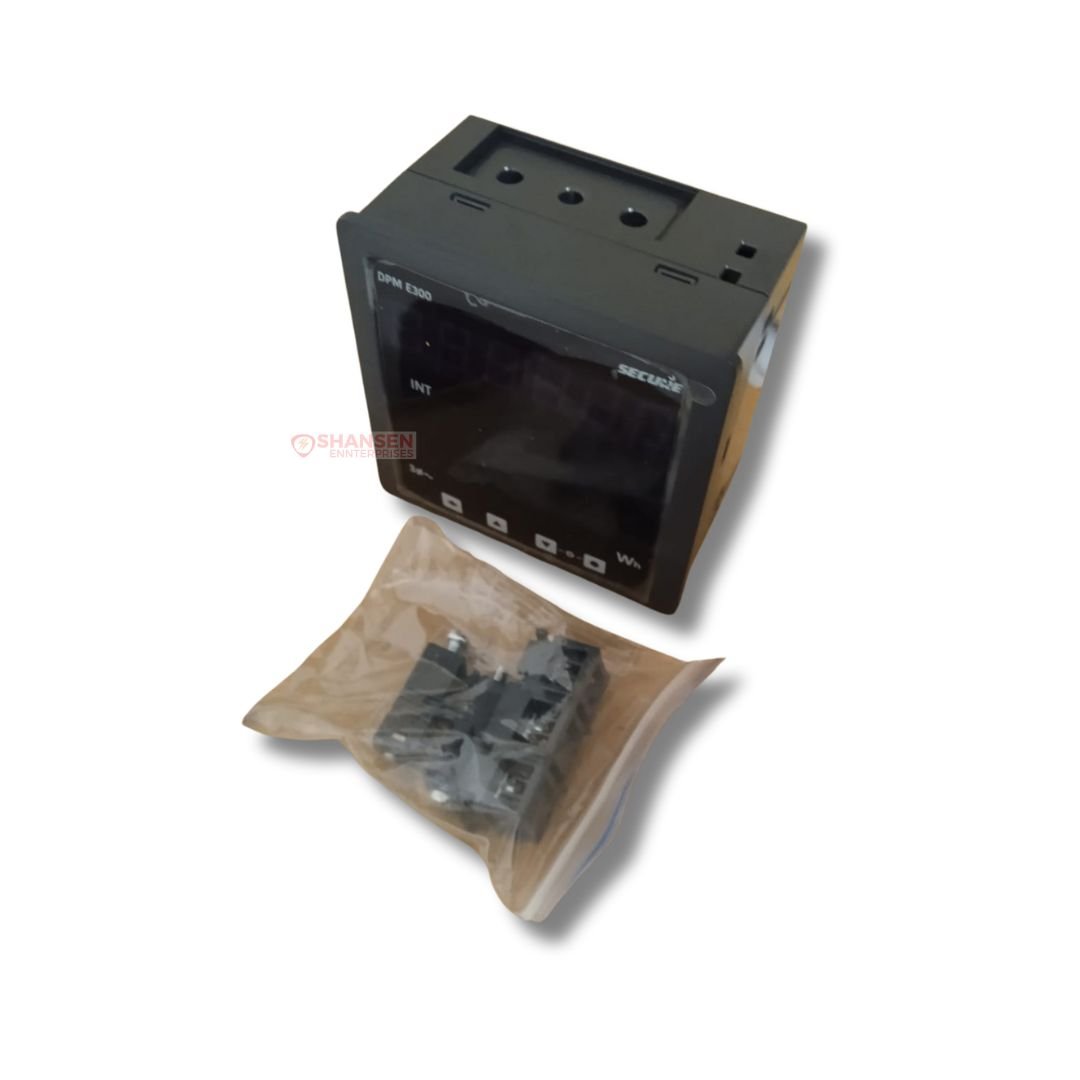 SECURE_Brand_DPM_E-300_Digital_Panel_Meter-rightside_with_screw_set