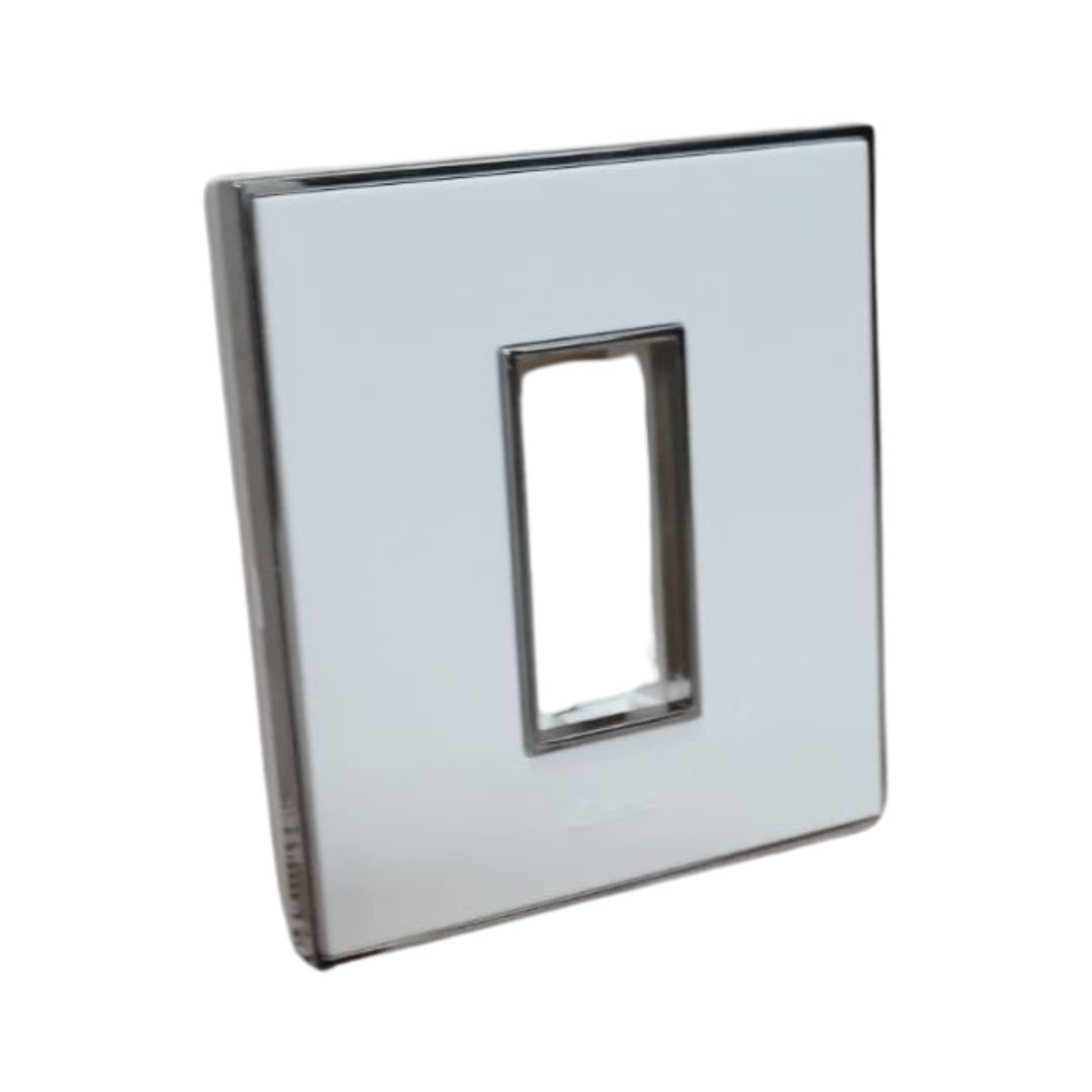 Lisha_Brand_Platina_Model_Pure_Glossy_1_Module_Cover_Plate_left-side_view