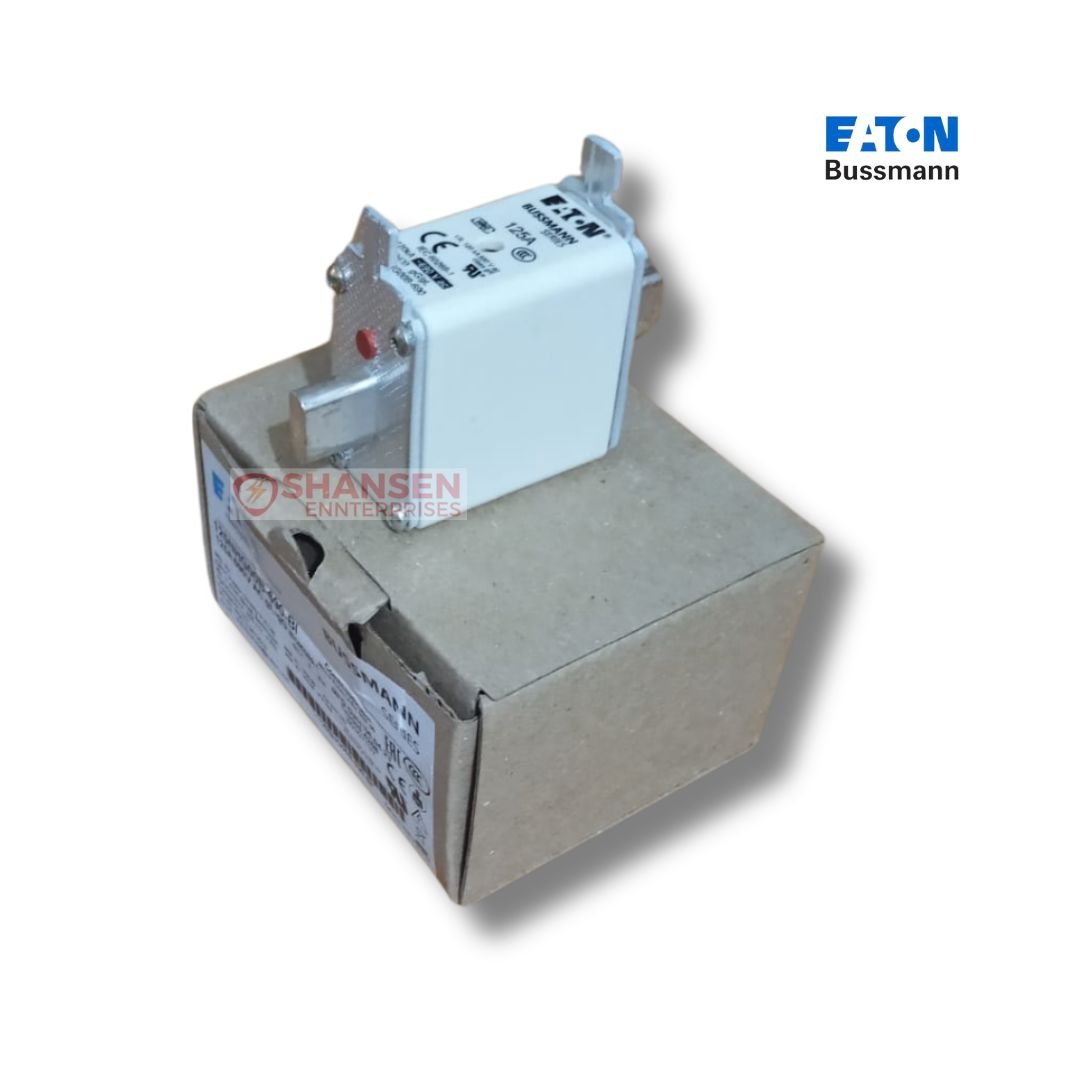 Eaton_Bussmann_Series-125NHG00B=690_Low_Voltage_NH_Fuse_on_closed-box