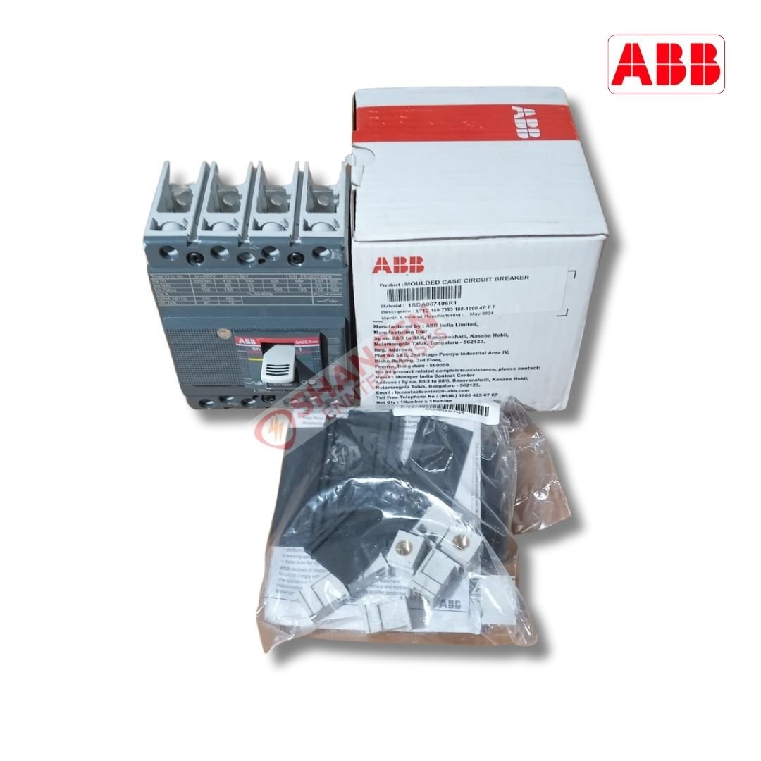 ABB_Brand_XT1C_160_TMD_100-1000-4p_F_F_with_accessories